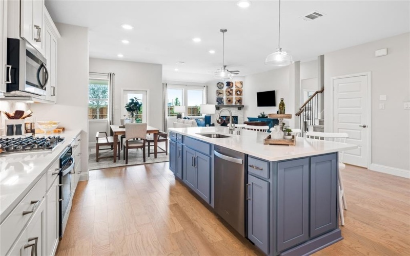 300 Thorn Creek Drive, Anna, TX 75409, 4 Habitaciones Habitaciones , ,2 BañosBaños,Residential,En Venta,300 Thorn Creek Drive,20936027