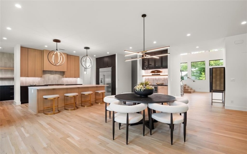 3810 Valley Ridge Road, Dallas, TX 75220, 5 Habitaciones Habitaciones , ,6 BañosBaños,Residential,En Venta,3810 Valley Ridge Road,20933033