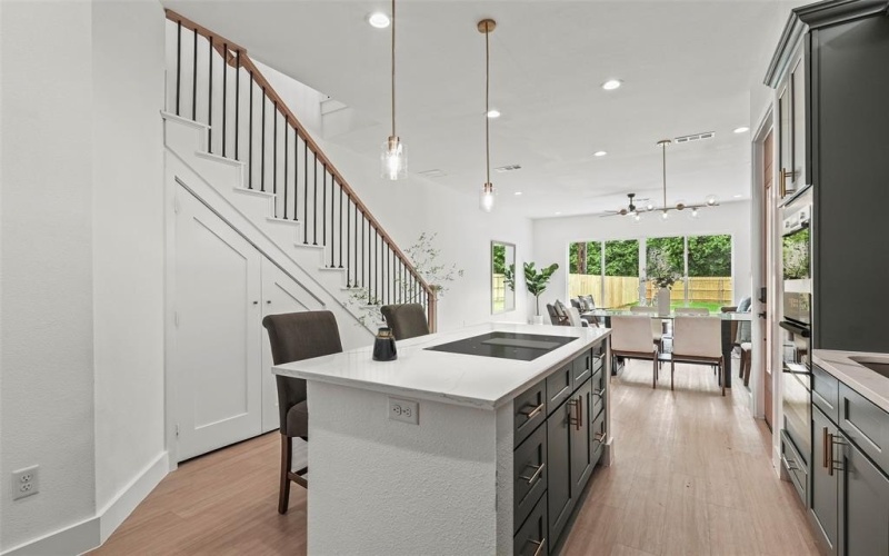 2522 Jeffries Street, Dallas, TX 75215, 3 Habitaciones Habitaciones , ,2 BañosBaños,Residential,En Venta,2522 Jeffries Street,20935880