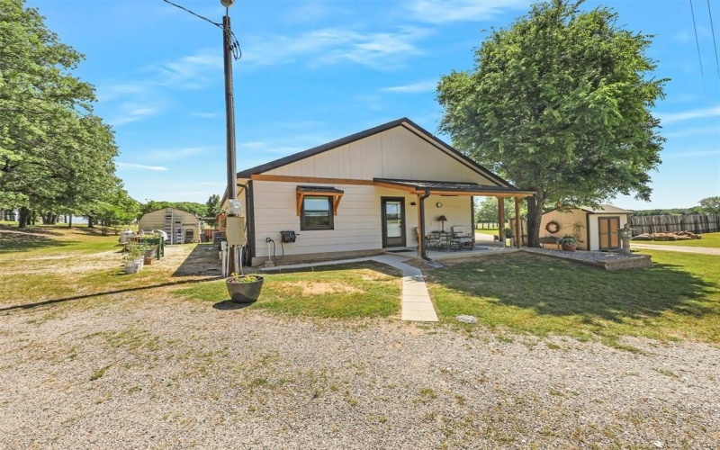 6025 Fm 902, Gainesville, TX 76240, 3 Bedrooms Bedrooms, ,2 BathroomsBathrooms,Residential,For Sale,6025 Fm 902,20938504