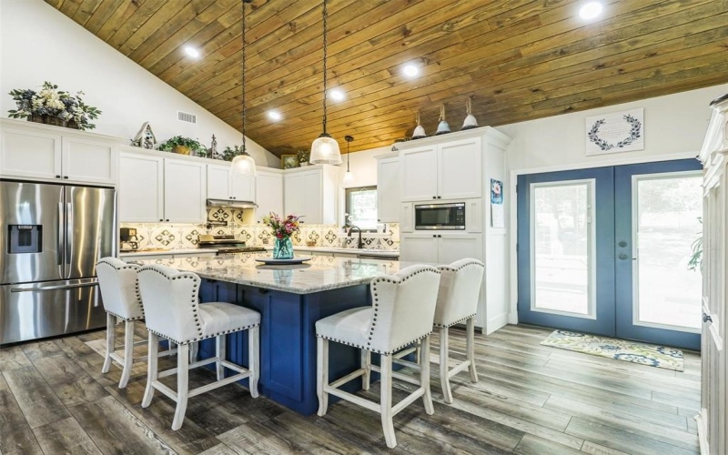 6025 Fm 902, Gainesville, TX 76240, 3 Bedrooms Bedrooms, ,2 BathroomsBathrooms,Residential,For Sale,6025 Fm 902,20938504