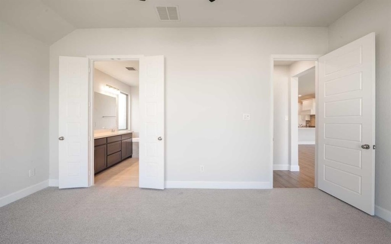 136 Bay Laurel Road, McKinney, TX 75071, 4 Bedrooms Bedrooms, ,3 BathroomsBathrooms,Residential,For Sale,136 Bay Laurel Road,0,20937831