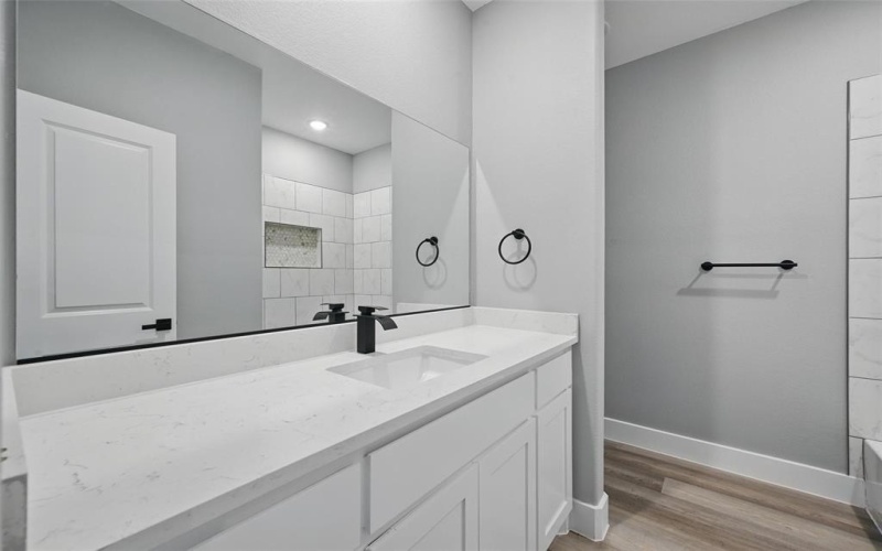 2734 W Washington Street, Denison, TX 75020, 3 Habitaciones Habitaciones , ,2 BañosBaños,Residential,En Venta,2734 W Washington Street,20937946