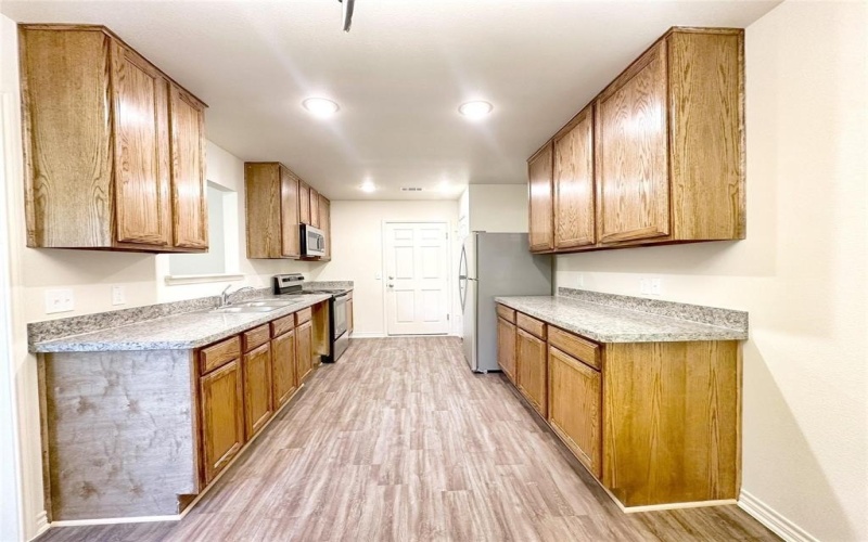 320 SW 14th, Mineral Wells, TX 76067, 3 Bedrooms Bedrooms, ,2 BathroomsBathrooms,Residential,For Sale,320 SW 14th,20938814