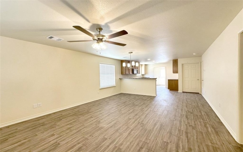 320 SW 14th, Mineral Wells, TX 76067, 3 Bedrooms Bedrooms, ,2 BathroomsBathrooms,Residential,For Sale,320 SW 14th,0,20938814