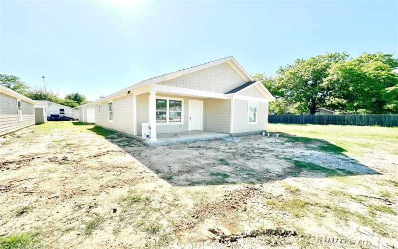320 SW 14th, Mineral Wells, TX 76067, 3 Bedrooms Bedrooms, ,2 BathroomsBathrooms,Residential,For Sale,320 SW 14th,20938814