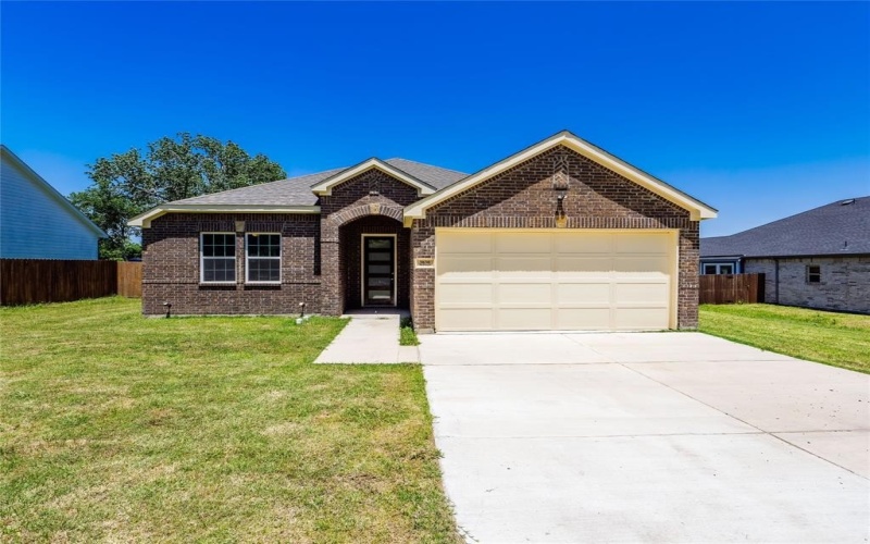 3830 Mcdougal Street, Greenville, TX 75401, 4 Habitaciones Habitaciones , ,2 BañosBaños,Residential,En Venta,3830 Mcdougal Street,20938877