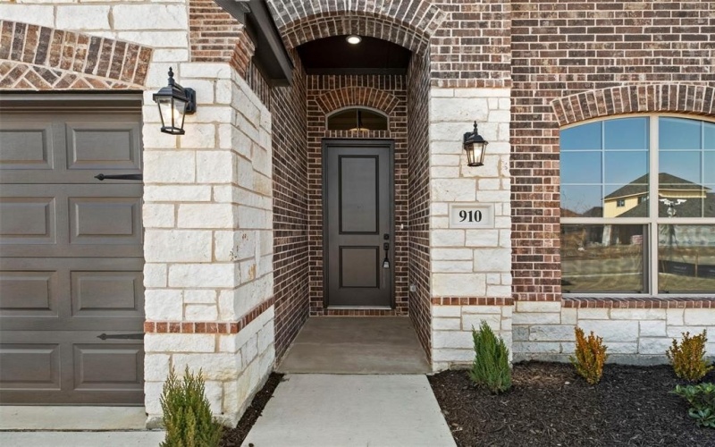 910 Golden Meadow, Cleburne, TX 76033, 3 Bedrooms Bedrooms, ,2 BathroomsBathrooms,Residential,For Sale,910 Golden Meadow,20938341