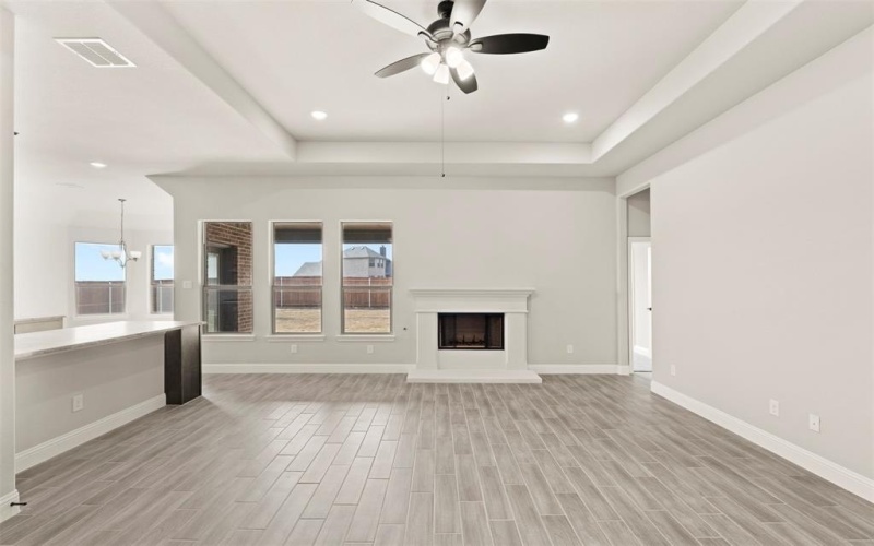910 Golden Meadow, Cleburne, TX 76033, 3 Bedrooms Bedrooms, ,2 BathroomsBathrooms,Residential,For Sale,910 Golden Meadow,20938341