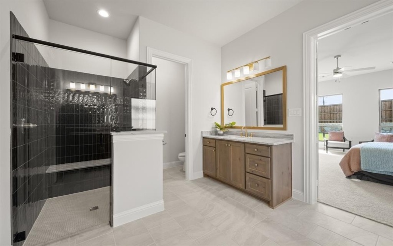 2104 Redding Drive, Mansfield, TX 76084, 4 Bedrooms Bedrooms, ,3 BathroomsBathrooms,Residential,For Sale,2104 Redding Drive,0,20939063