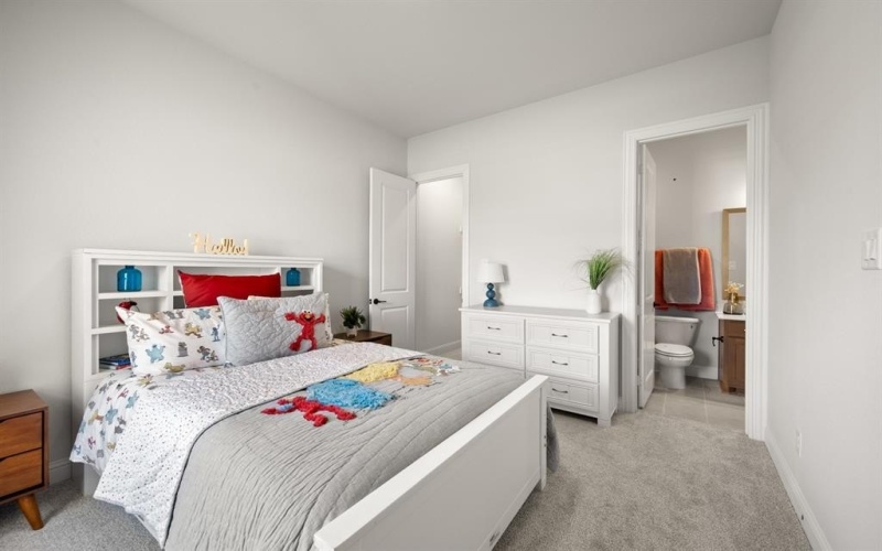 2104 Redding Drive, Mansfield, TX 76084, 4 Bedrooms Bedrooms, ,3 BathroomsBathrooms,Residential,For Sale,2104 Redding Drive,0,20939063