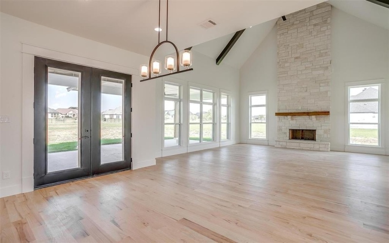 138 Buddy Court, Millsap, TX 76066, 4 Bedrooms Bedrooms, ,3 BathroomsBathrooms,Residential,For Sale,138 Buddy Court,20939083