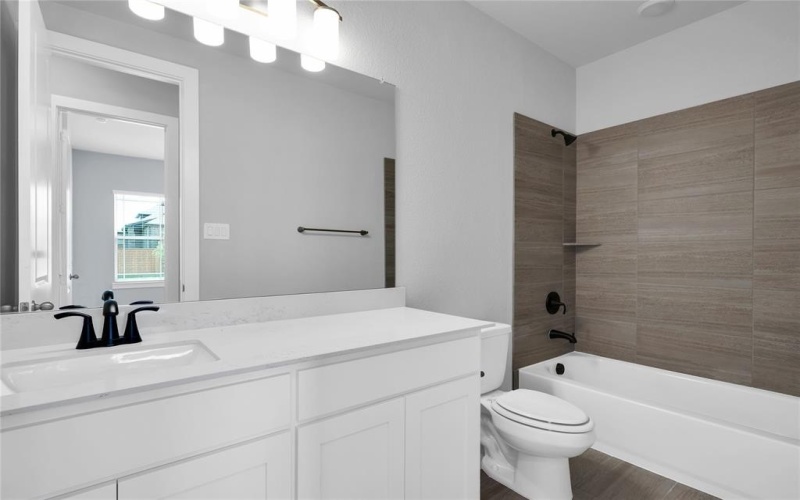 9612 Roehampton Drive, Mesquite, TX 75126, 5 Habitaciones Habitaciones , ,3 BañosBaños,Residential,En Venta,9612 Roehampton Drive,20939151