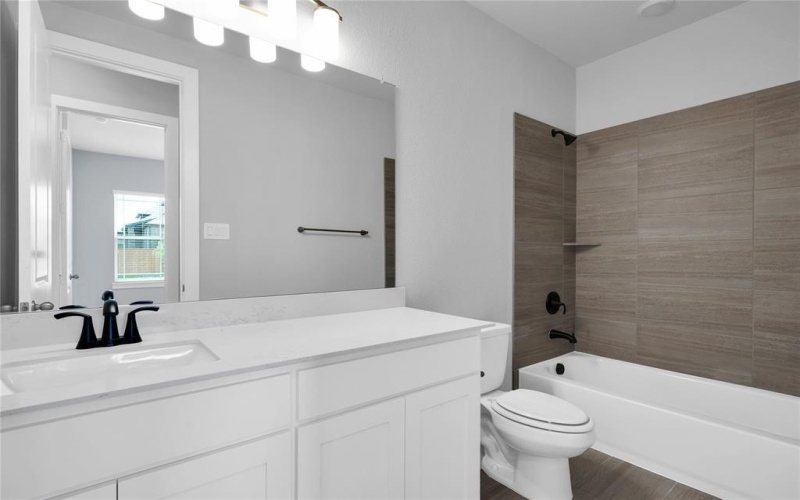 9612 Roehampton Drive, Mesquite, TX 75126, 5 Habitaciones Habitaciones , ,3 BañosBaños,Residential,En Venta,9612 Roehampton Drive,20939151