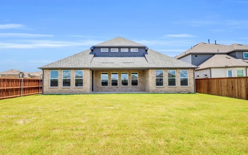 9612 Roehampton Drive, Mesquite, TX 75126, 5 Habitaciones Habitaciones , ,3 BañosBaños,Residential,En Venta,9612 Roehampton Drive,20939151