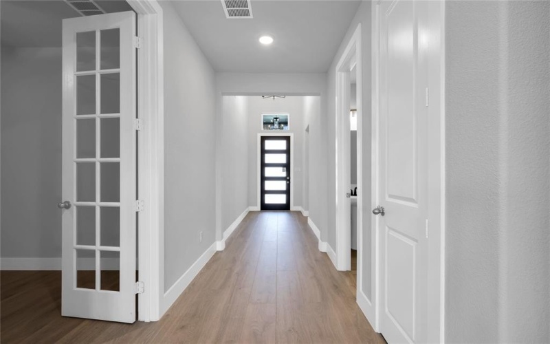 9612 Roehampton Drive, Mesquite, TX 75126, 5 Habitaciones Habitaciones , ,3 BañosBaños,Residential,En Venta,9612 Roehampton Drive,20939151