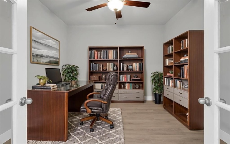 9612 Roehampton Drive, Mesquite, TX 75126, 5 Habitaciones Habitaciones , ,3 BañosBaños,Residential,En Venta,9612 Roehampton Drive,20939151