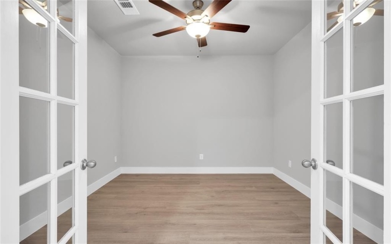9612 Roehampton Drive, Mesquite, TX 75126, 5 Habitaciones Habitaciones , ,3 BañosBaños,Residential,En Venta,9612 Roehampton Drive,20939151