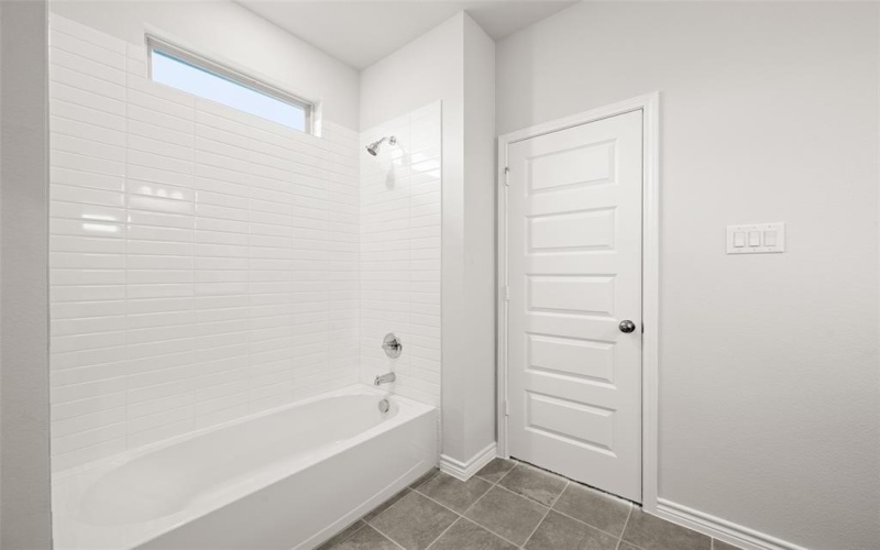 400-402 Trailhead Lane, Denton, TX 76205, 6 Habitaciones Habitaciones , ,5 BañosBaños,Residential Multi Family,En Venta,400-402 Trailhead Lane,20939183