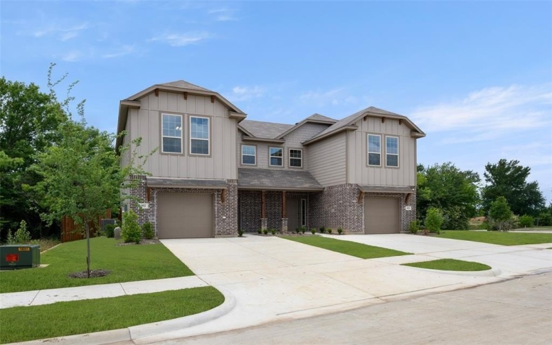 400-402 Trailhead Lane, Denton, TX 76205, 6 Habitaciones Habitaciones , ,5 BañosBaños,Residential Multi Family,En Venta,400-402 Trailhead Lane,20939183