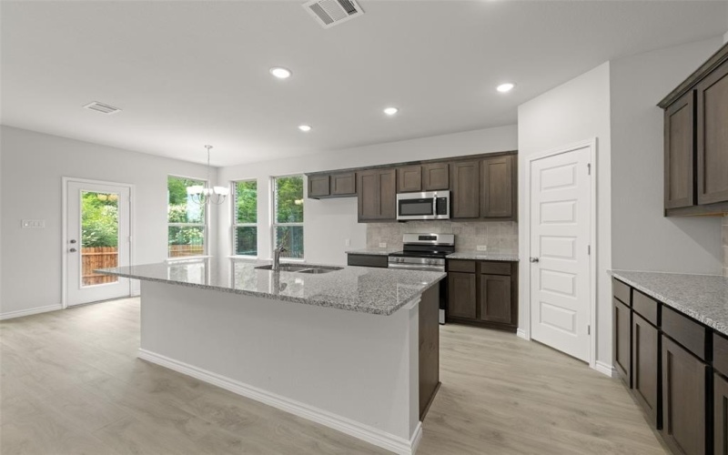 400-402 Trailhead Lane, Denton, TX 76205, 6 Habitaciones Habitaciones , ,5 BañosBaños,Residential Multi Family,En Venta,400-402 Trailhead Lane,20939183