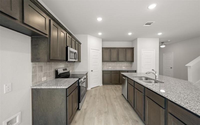 400-402 Trailhead Lane, Denton, TX 76205, 6 Habitaciones Habitaciones , ,5 BañosBaños,Residential Multi Family,En Venta,400-402 Trailhead Lane,20939183