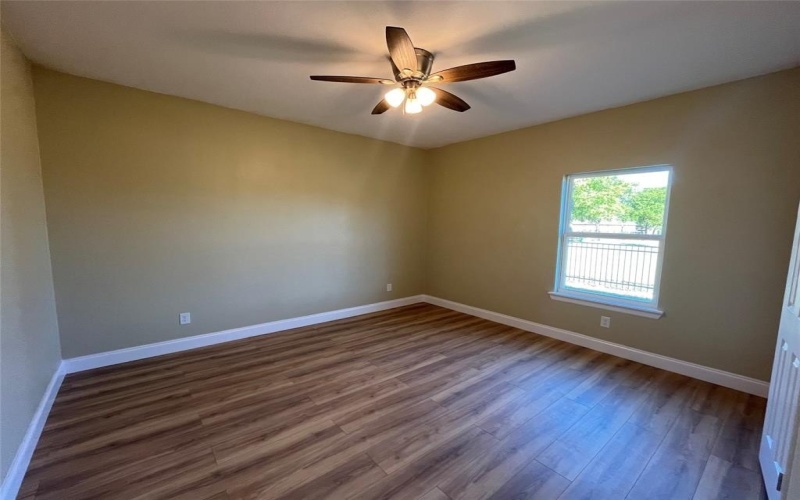 901 Holiday Hills, Mineral Wells, TX 76067, 4 Bedrooms Bedrooms, ,3 BathroomsBathrooms,Residential,For Sale,901 Holiday Hills,20939213