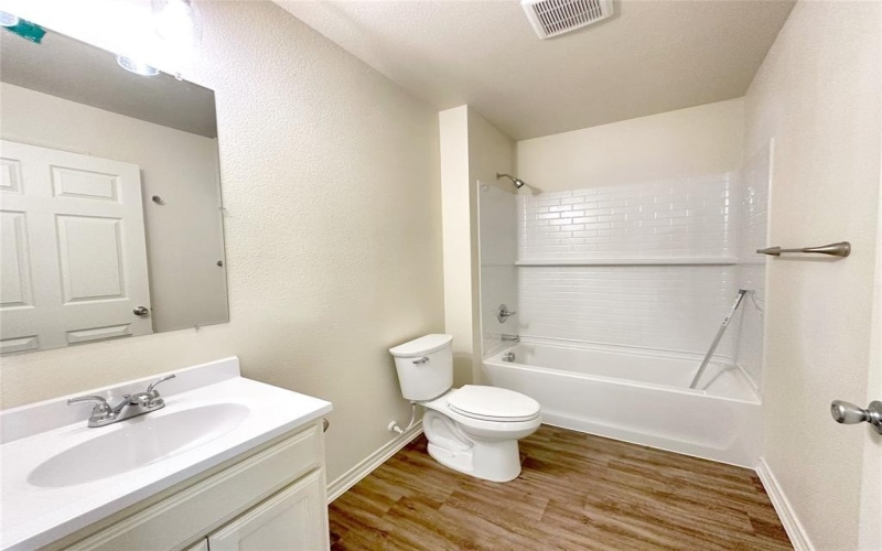 318 SW 14th, Mineral Wells, TX 76067, 3 Habitaciones Habitaciones , ,2 BañosBaños,Residential,En Venta,318 SW 14th,0,20939234