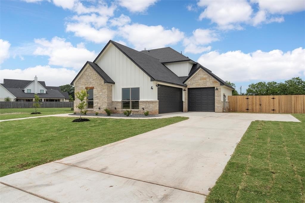 128 Big Catch Lane, Robinson, TX 76706, 3 Habitaciones Habitaciones , ,2 BañosBaños,Residential,En Venta,128 Big Catch Lane,20939373