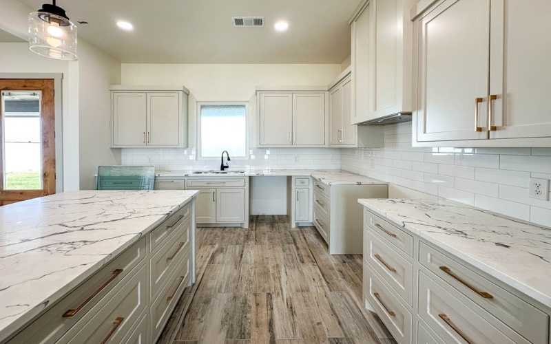 218 PR 302C, Seminole, TX 79360, 4 Habitaciones Habitaciones , ,2 BañosBaños,Residential,En Venta,218 PR 302C,160212