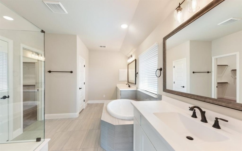 1855 Silver Birch Road, Waxahachie, TX 75165, 3 Habitaciones Habitaciones , ,2 BañosBaños,Residential,En Venta,1855 Silver Birch Road,20939418