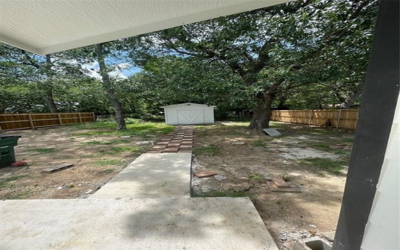 811 Ritchey Street, Gainesville, TX 76240, 3 Bedrooms Bedrooms, ,2 BathroomsBathrooms,Residential,For Sale,811 Ritchey Street,20939430