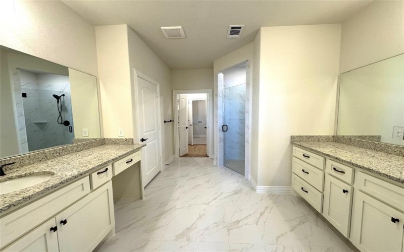 5920 Carmona Trail, Fort Worth, TX 76123, 2 Bedrooms Bedrooms, ,2 BathroomsBathrooms,Residential,For Sale,5920 Carmona Trail,20939440