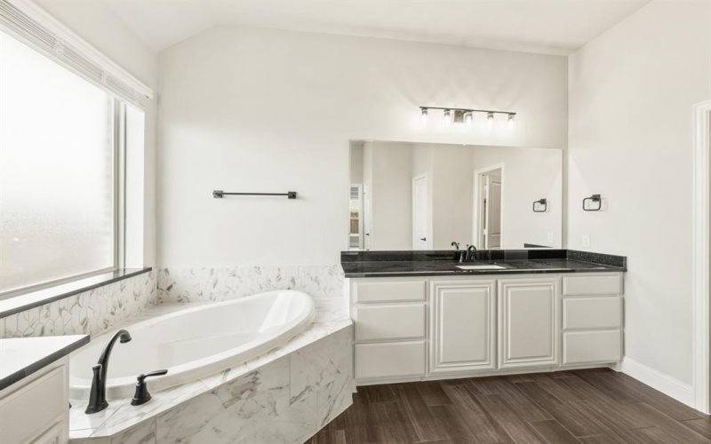 3719 Brookgreen Lane, Kaufman, TX 75142, 4 Bedrooms Bedrooms, ,3 BathroomsBathrooms,Residential,For Sale,3719 Brookgreen Lane,20939478