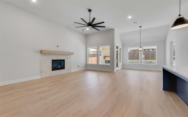 7545 Bluebill Place, Fort Worth, TX 76123, 4 Habitaciones Habitaciones , ,3 BañosBaños,Residential,En Venta,7545 Bluebill Place,0,20939531