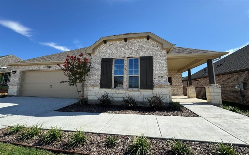 5924 Carmona Trail, Fort Worth, TX 76123, 2 Habitaciones Habitaciones , ,2 BañosBaños,Residential,En Venta,5924 Carmona Trail,20939556