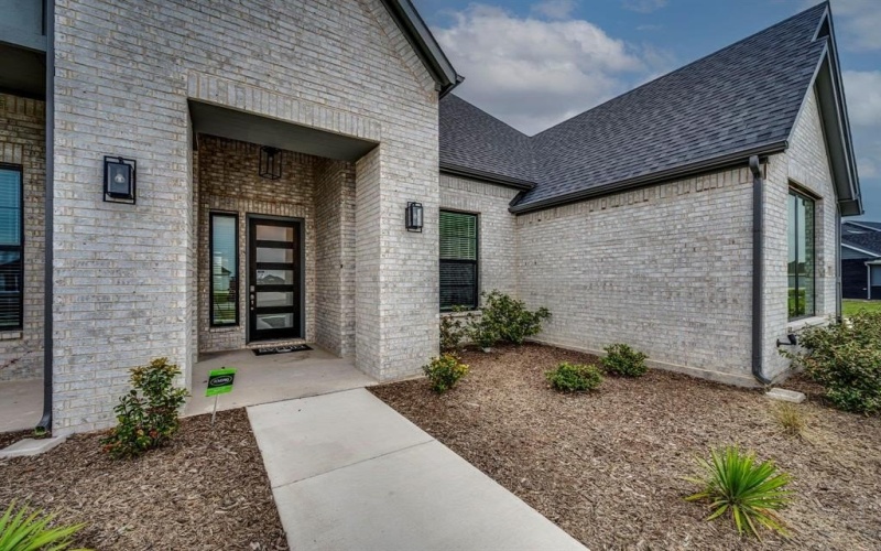 1641 Blackfoot Parkway, Waxahachie, TX 75165, 3 Habitaciones Habitaciones , ,3 BañosBaños,Residential,En Venta,1641 Blackfoot Parkway,20939632