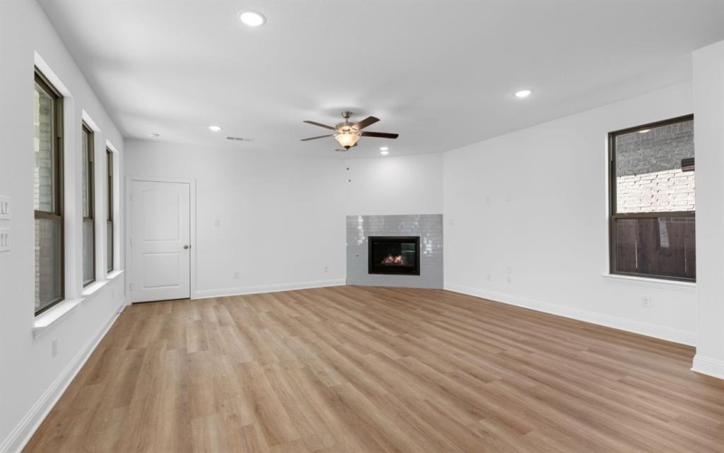 3024 Elmwood Street, Fate, TX 75087, 4 Bedrooms Bedrooms, ,3 BathroomsBathrooms,Residential,For Sale,3024 Elmwood Street,0,20939654