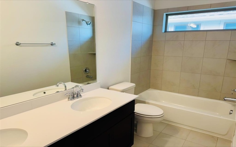 3024 Elmwood Street, Fate, TX 75087, 4 Habitaciones Habitaciones , ,3 BañosBaños,Residential,En Venta,3024 Elmwood Street,20939654