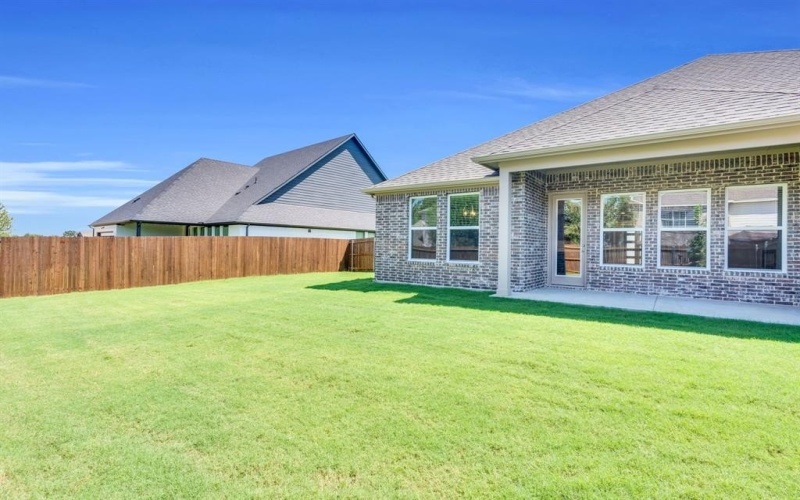 1909 Comanche Drive, DeSoto, TX 75115, 4 Bedrooms Bedrooms, ,3 BathroomsBathrooms,Residential,For Sale,1909 Comanche Drive,0,20939669