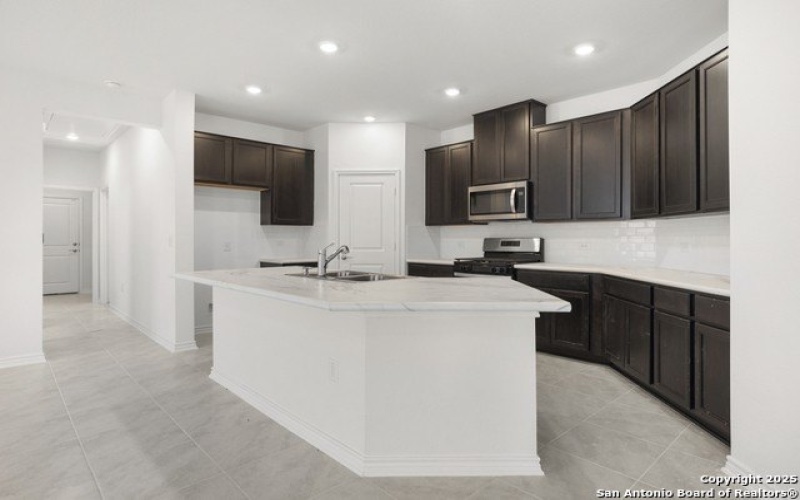 13210 CLUB HOUSE BLVD., San Antonio, TX 78221, 3 Bedrooms Bedrooms, ,2 BathroomsBathrooms,Residential,For Sale,13210 CLUB HOUSE BLVD.,1849360