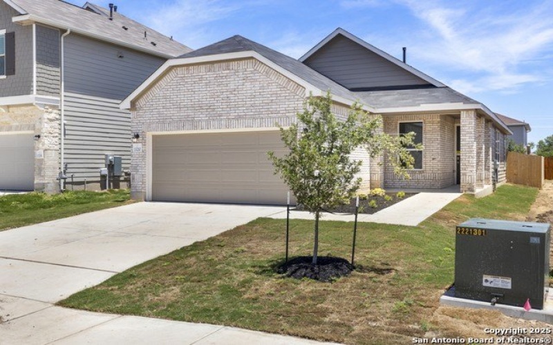 13210 CLUB HOUSE BLVD., San Antonio, TX 78221, 3 Bedrooms Bedrooms, ,2 BathroomsBathrooms,Residential,For Sale,13210 CLUB HOUSE BLVD.,1849360