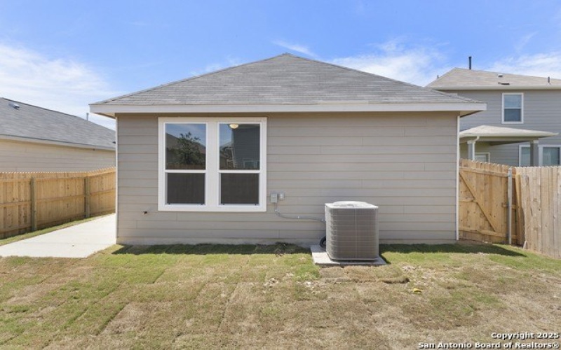 13210 CLUB HOUSE BLVD., San Antonio, TX 78221, 3 Bedrooms Bedrooms, ,2 BathroomsBathrooms,Residential,For Sale,13210 CLUB HOUSE BLVD.,1849360