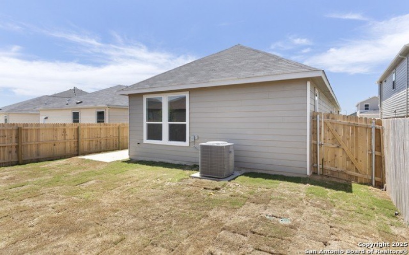 13210 CLUB HOUSE BLVD., San Antonio, TX 78221, 3 Bedrooms Bedrooms, ,2 BathroomsBathrooms,Residential,For Sale,13210 CLUB HOUSE BLVD.,1849360