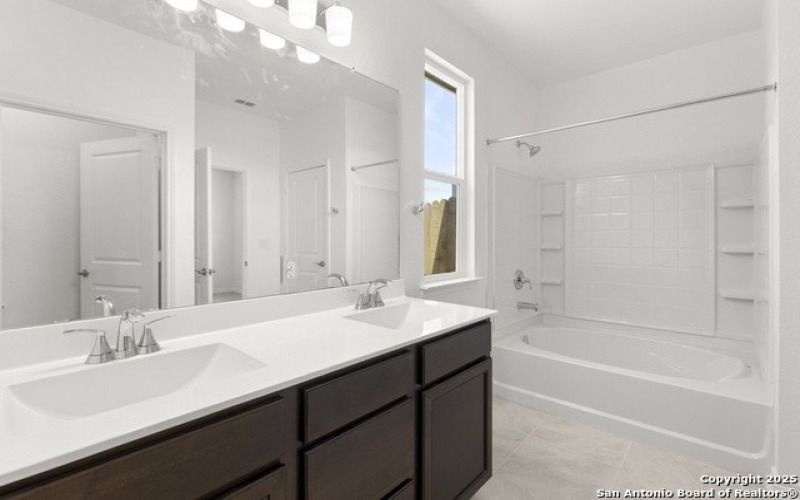 13210 CLUB HOUSE BLVD., San Antonio, TX 78221, 3 Bedrooms Bedrooms, ,2 BathroomsBathrooms,Residential,For Sale,13210 CLUB HOUSE BLVD.,1849360