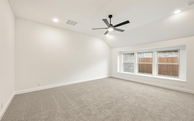 6000 Foxtail Drive, Denton, TX 76226, 4 Bedrooms Bedrooms, ,3 BathroomsBathrooms,Residential,For Sale,6000 Foxtail Drive,20939775