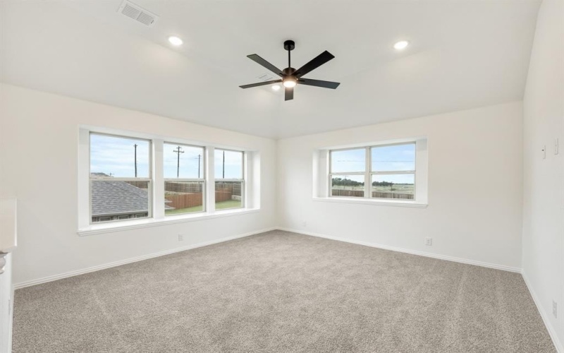 6000 Foxtail Drive, Denton, TX 76226, 4 Bedrooms Bedrooms, ,3 BathroomsBathrooms,Residential,For Sale,6000 Foxtail Drive,20939775