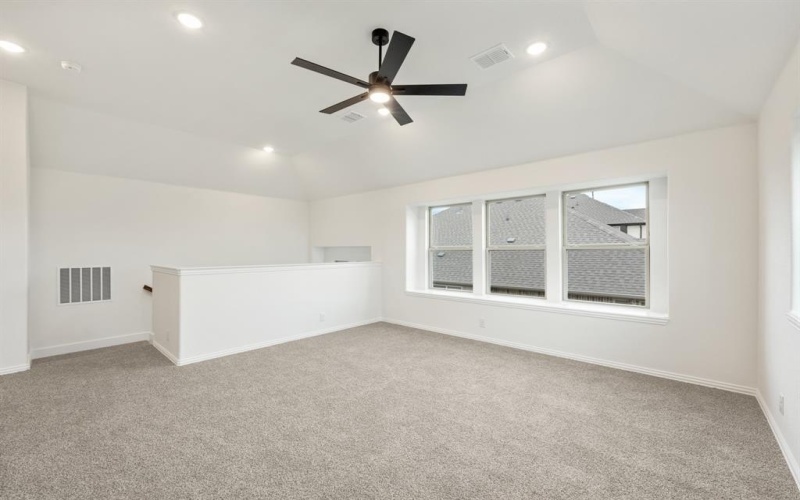 6000 Foxtail Drive, Denton, TX 76226, 4 Bedrooms Bedrooms, ,3 BathroomsBathrooms,Residential,For Sale,6000 Foxtail Drive,20939775
