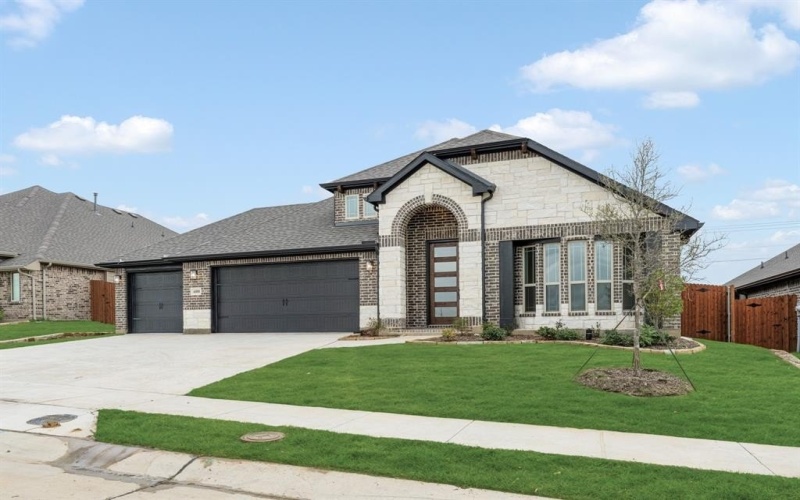 6000 Foxtail Drive, Denton, TX 76226, 4 Bedrooms Bedrooms, ,3 BathroomsBathrooms,Residential,For Sale,6000 Foxtail Drive,20939775