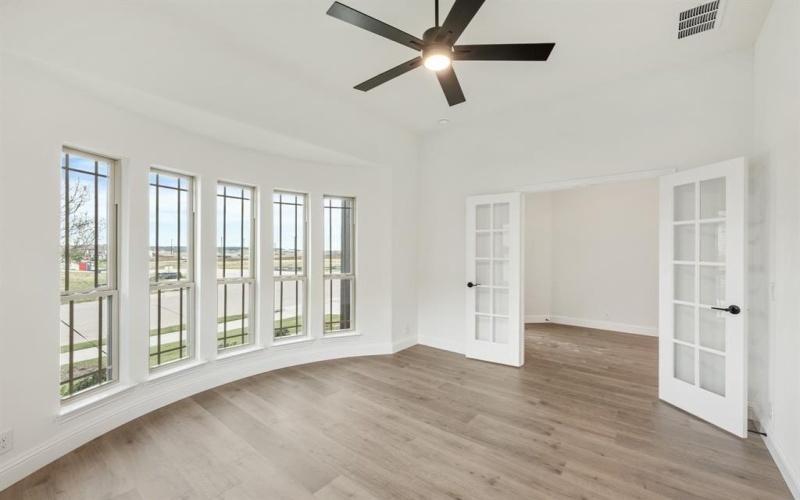 6000 Foxtail Drive, Denton, TX 76226, 4 Bedrooms Bedrooms, ,3 BathroomsBathrooms,Residential,For Sale,6000 Foxtail Drive,20939775